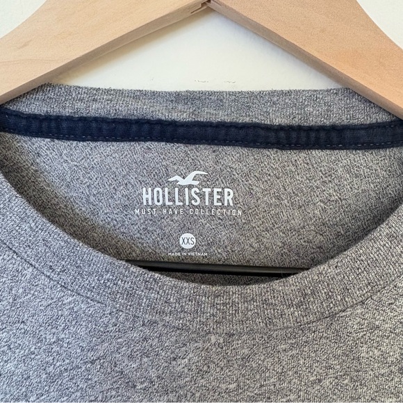 Women's Hollister Gray Short Sleeve Logo Tee XXS | Y2K Preppy Basic - Picture 3 of 4